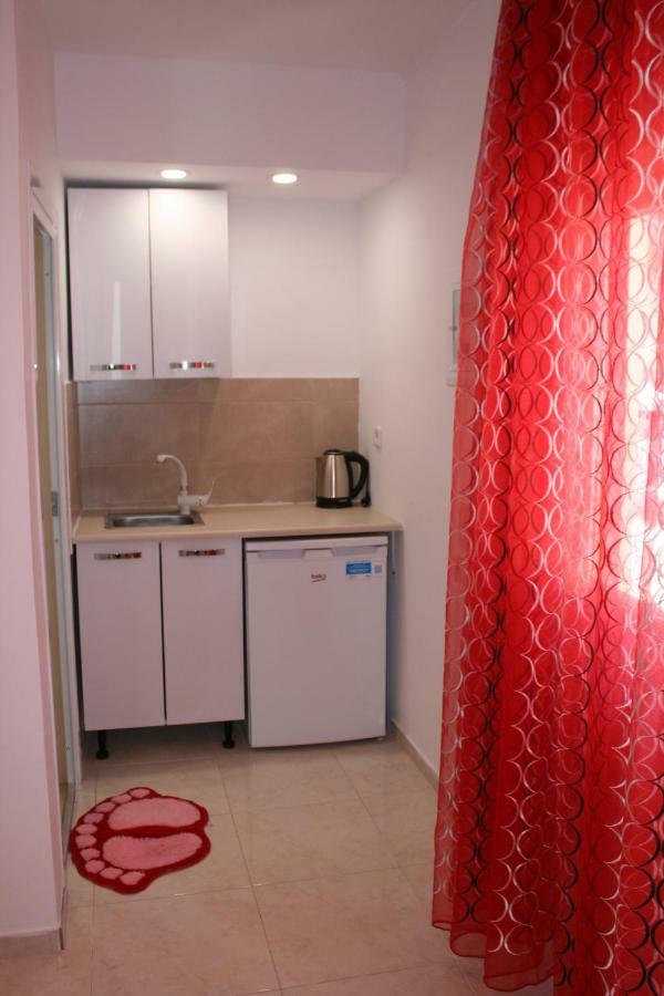 Alexandros Studios Ασπροβάλτα Εξωτερικό φωτογραφία
